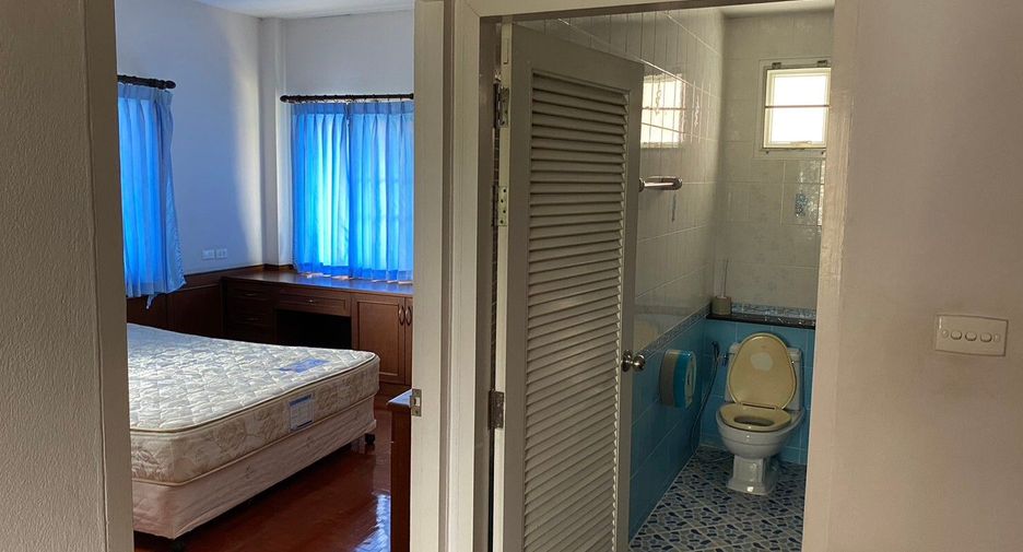 For rent 4 bedrooms house in Hang Dong, Chiang Mai