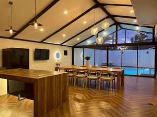 À vendre et à louer 4 chambres villa à Mueang Chiang Mai, Chiang Mai