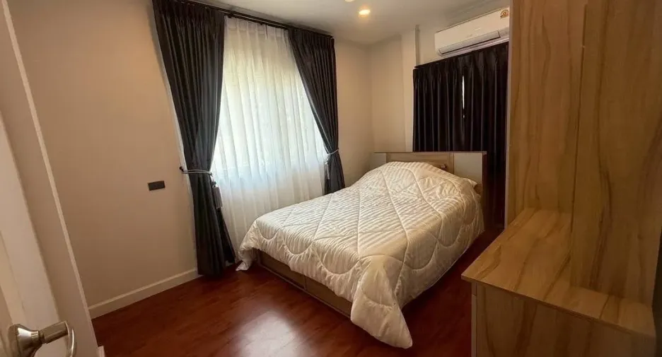 出售 和 出租 4 卧室 别墅 在 Mueang Chiang Mai, Chiang Mai