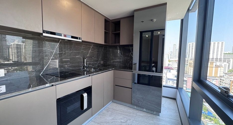 For sale 1 bed condo in Ratchathewi, Bangkok