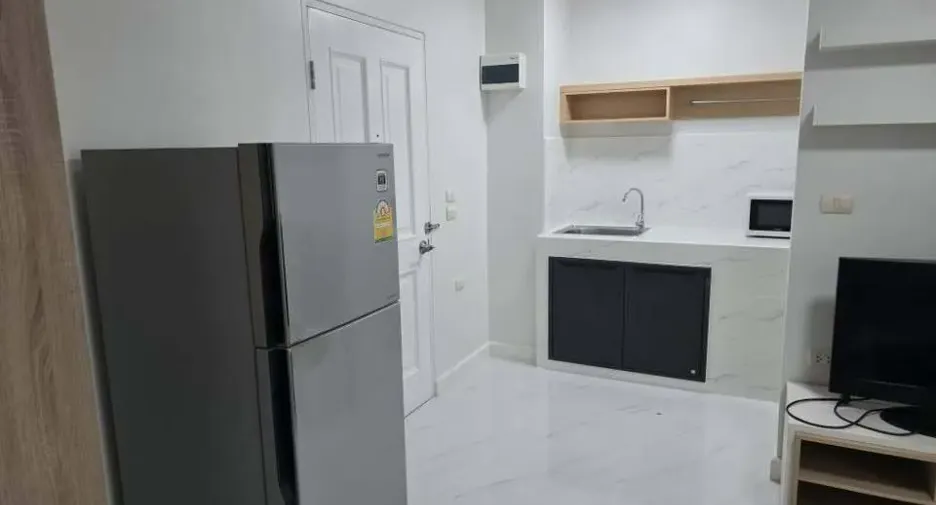 For rent studio condo in Phra Khanong, Bangkok
