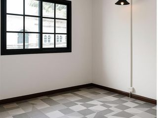 For sale 3 bedrooms townhouse in Phaya Thai, Bangkok