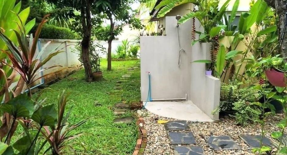 For rent 4 bedrooms house in San Sai, Chiang Mai