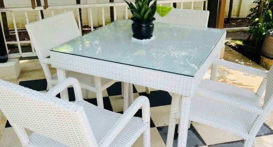 For rent 4 bedrooms house in San Sai, Chiang Mai