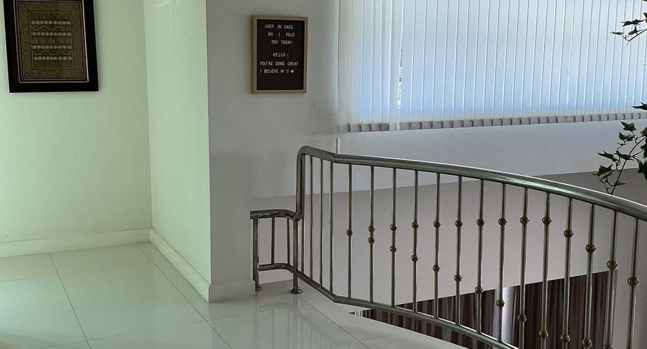 For rent 4 bedrooms house in San Sai, Chiang Mai