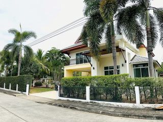 For rent 4 bedrooms house in San Sai, Chiang Mai
