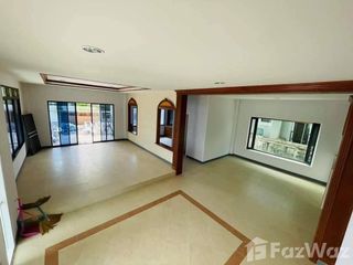 Casa en venta de 4 habitaciones en Phra Samut Chedi, Samut Prakan