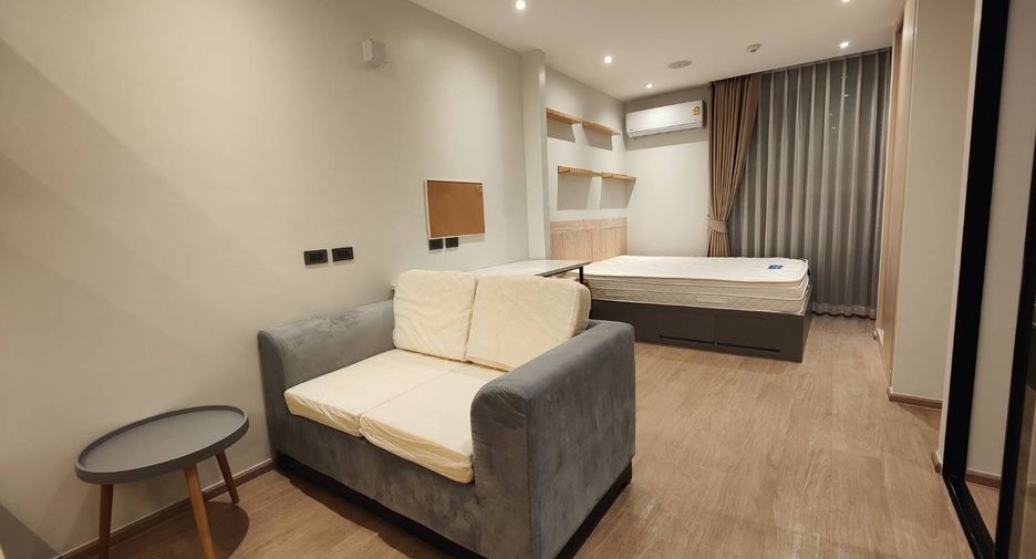 À louer studio condo à Thon Buri, Bangkok