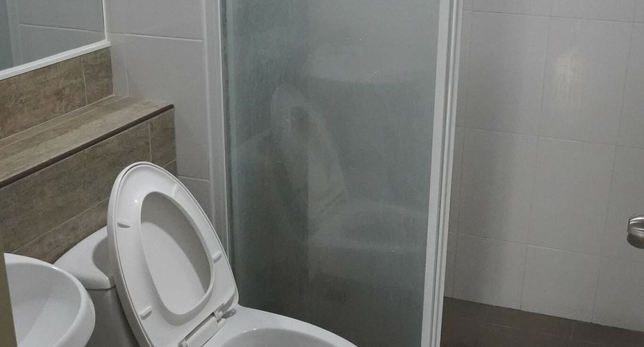 For rent 1 bed condo in Thon Buri, Bangkok