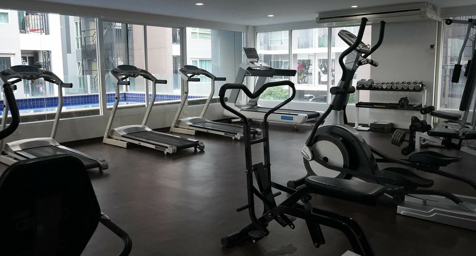 For rent 1 bed condo in Thon Buri, Bangkok