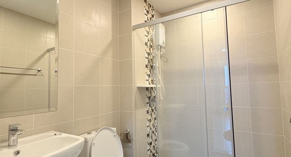 For sale 1 bed condo in Chom Thong, Bangkok