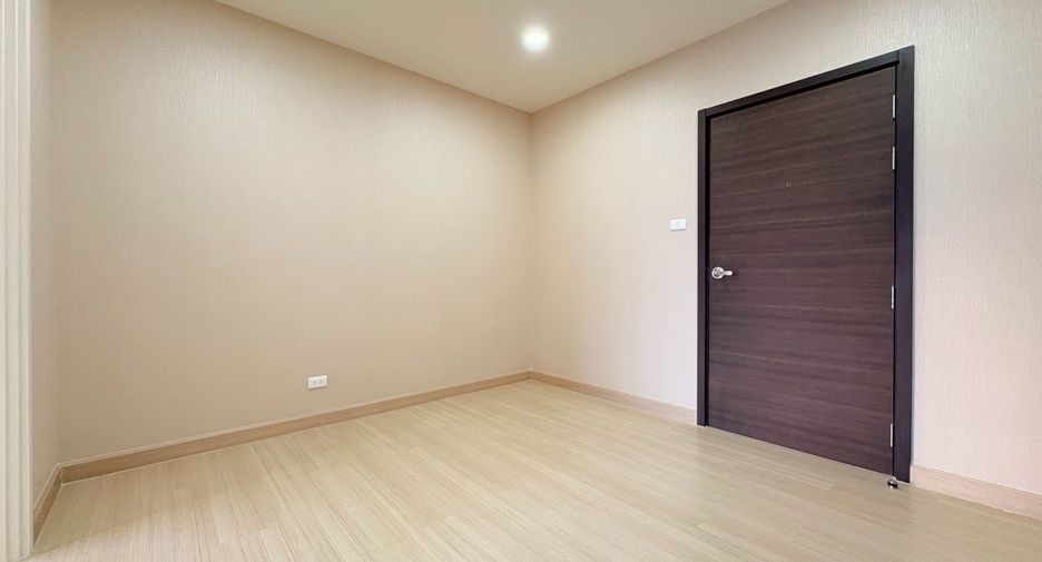 For sale 1 bed condo in Chom Thong, Bangkok