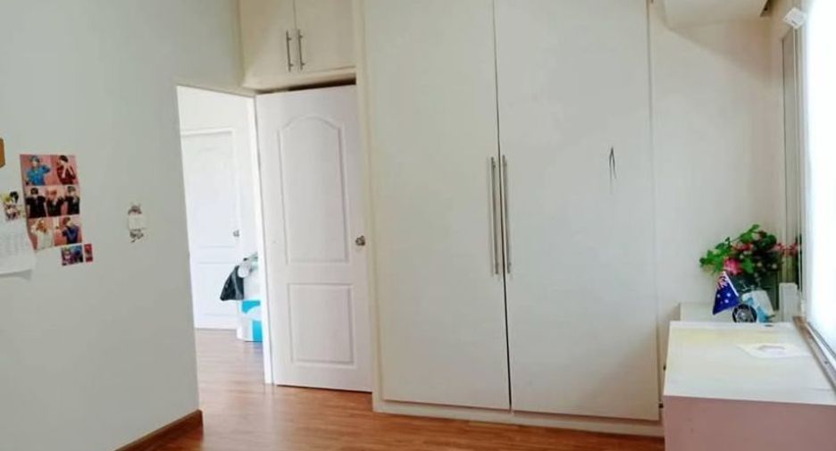 For sale 4 bedrooms house in Hang Dong, Chiang Mai