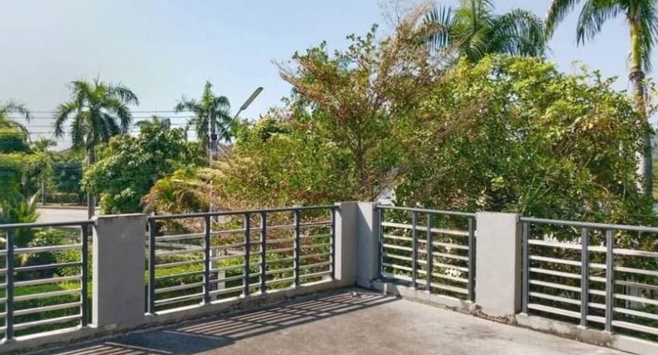 For sale 4 bedrooms house in Hang Dong, Chiang Mai