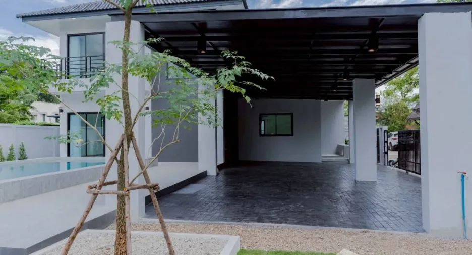 Casa en venta de 3 habitaciones en San Kamphaeng, Chiang Mai