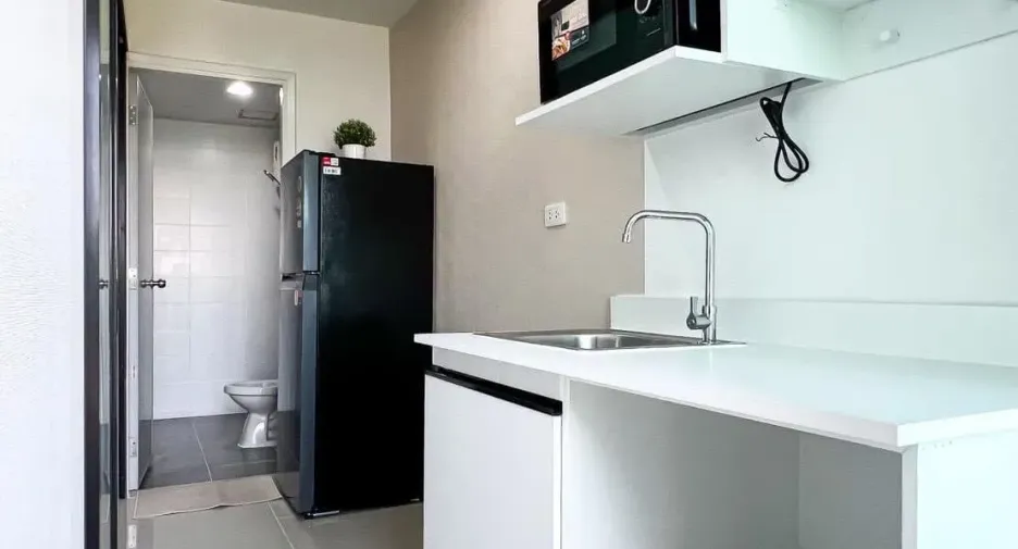 For rent 1 bed condo in Mueang Samut Prakan, Samut Prakan