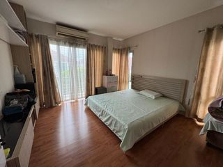 Haus zum Kauf mit 4 Zimmer in Bang Khen, Bangkok