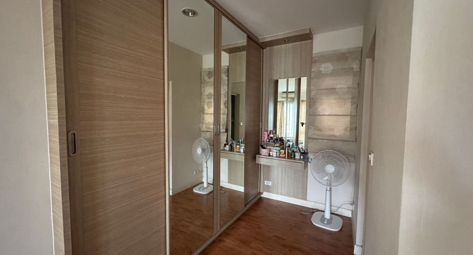 Haus zum Kauf mit 4 Zimmer in Bang Khen, Bangkok
