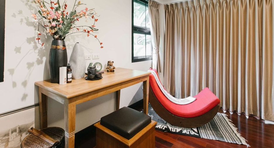 For rent 3 bedrooms villa in Mueang Chiang Mai, Chiang Mai