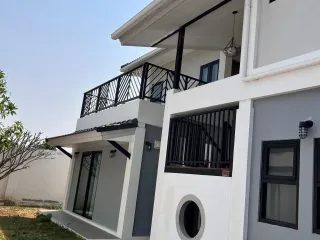 Haus zur Miete mit 3 Zimmer in Mueang Chiang Mai, Chiang Mai