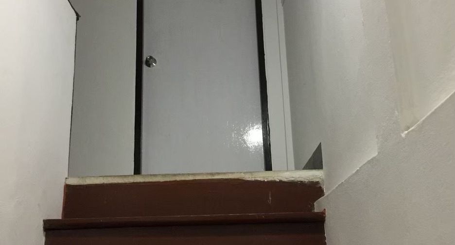 For rent 2 bedrooms townhouse in Sai Mai, Bangkok