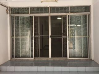 For rent 2 ベッドルーム townhouse in Sai Mai, Bangkok