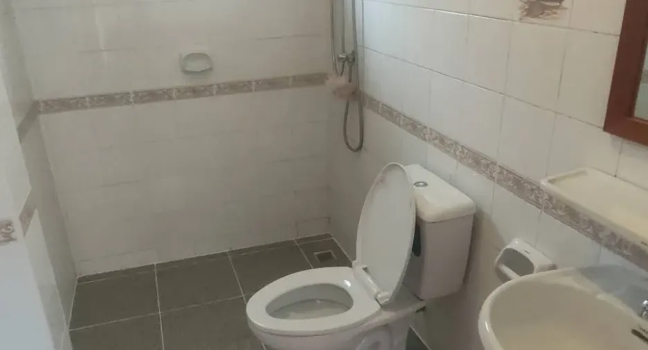 Casa en alquiler de 4 habitaciones en Hang Dong, Chiang Mai