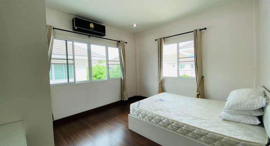 For rent 3 bedrooms house in San Sai, Chiang Mai