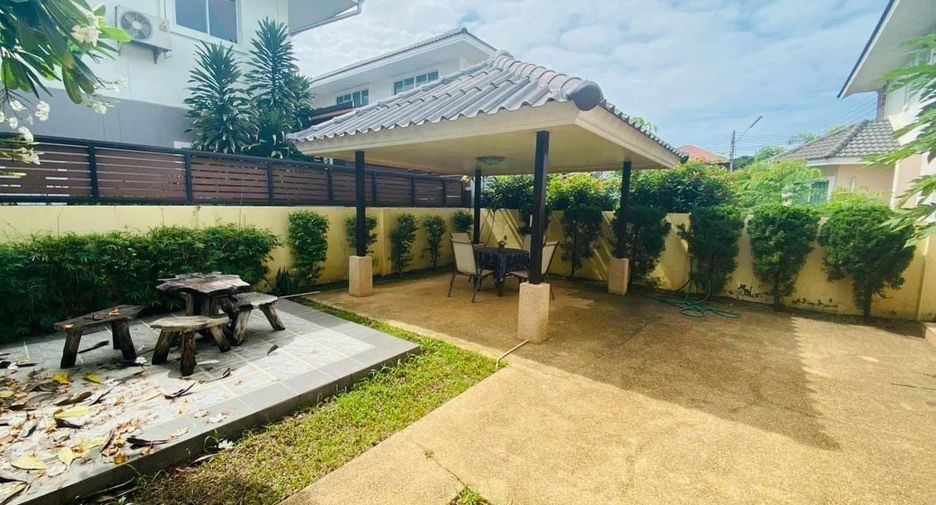 For rent 3 bedrooms house in San Sai, Chiang Mai