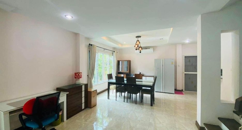 For rent 3 bedrooms house in San Sai, Chiang Mai