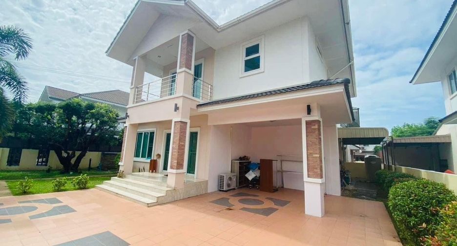 For rent 3 bedrooms house in San Sai, Chiang Mai