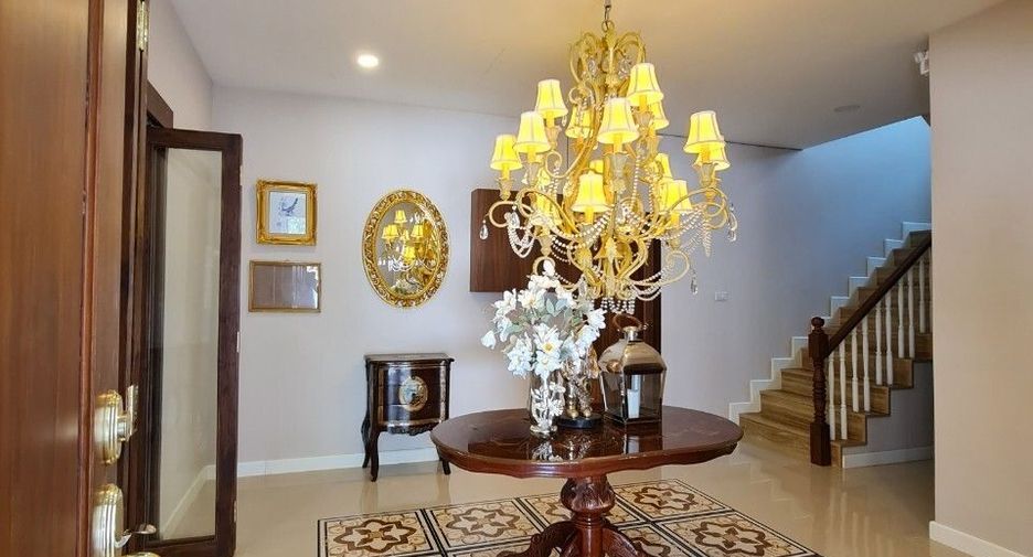 For sale and for rent 6 bedrooms house in San Kamphaeng, Chiang Mai
