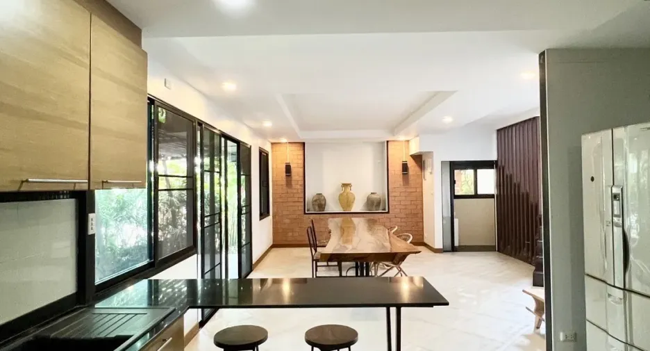 Casa en venta de 3 habitaciones en San Sai, Chiang Mai