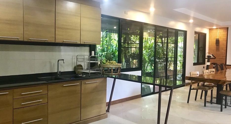 Casa en venta de 3 habitaciones en San Sai, Chiang Mai