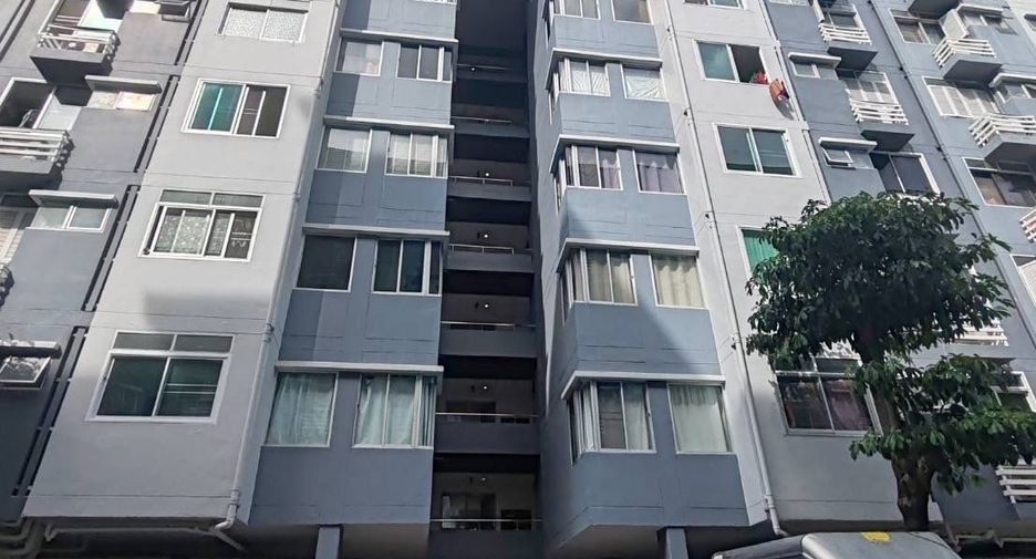 For rent studio condo in Huai Khwang, Bangkok