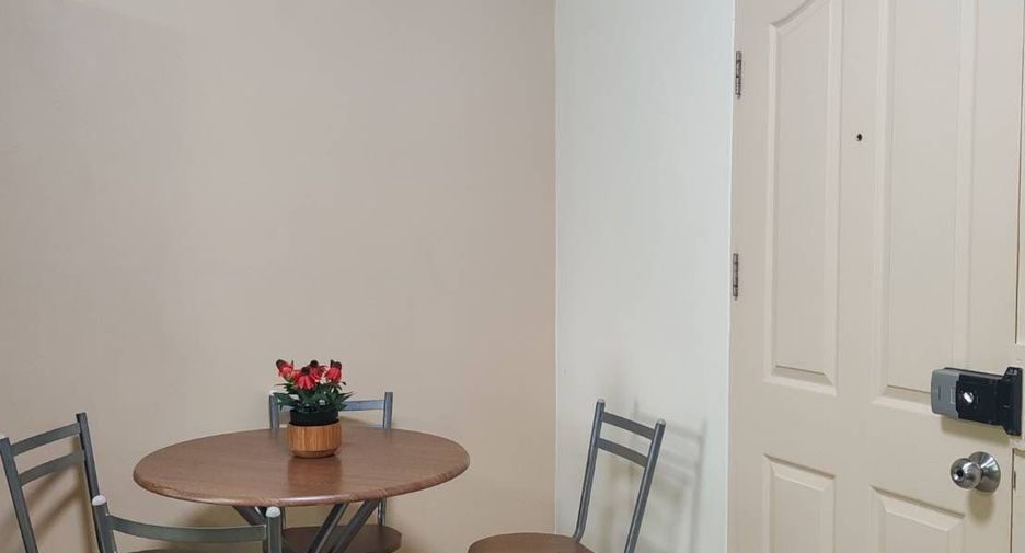 For rent studio condo in Huai Khwang, Bangkok