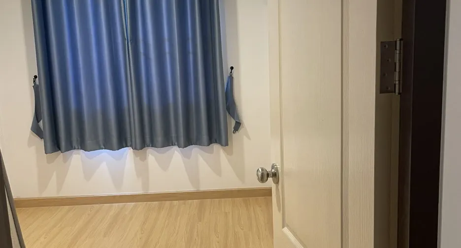 For sale 2 bedrooms townhouse in Bang Sao Thong, Samut Prakan