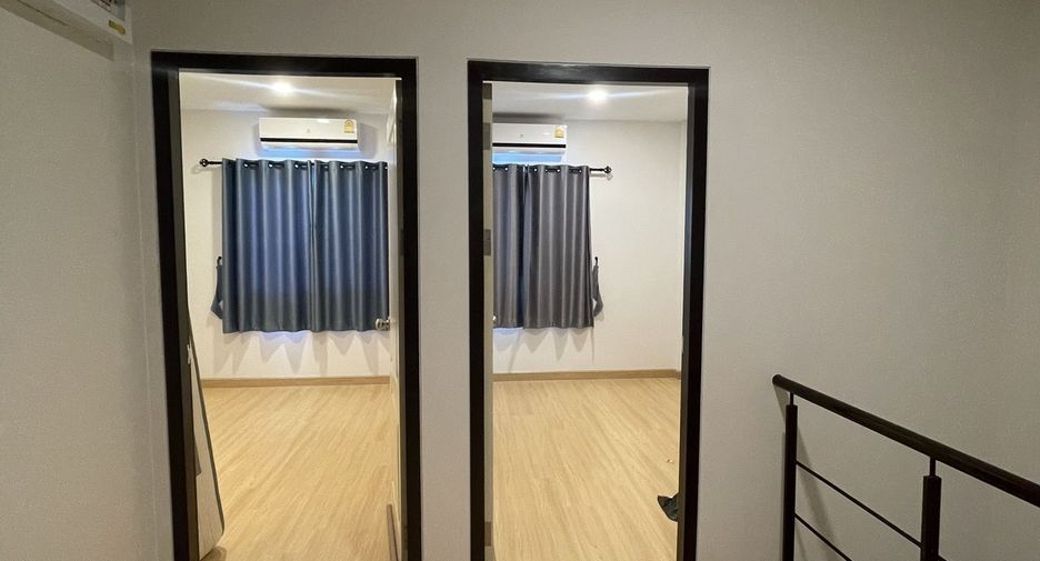 For sale 2 bedrooms townhouse in Bang Sao Thong, Samut Prakan