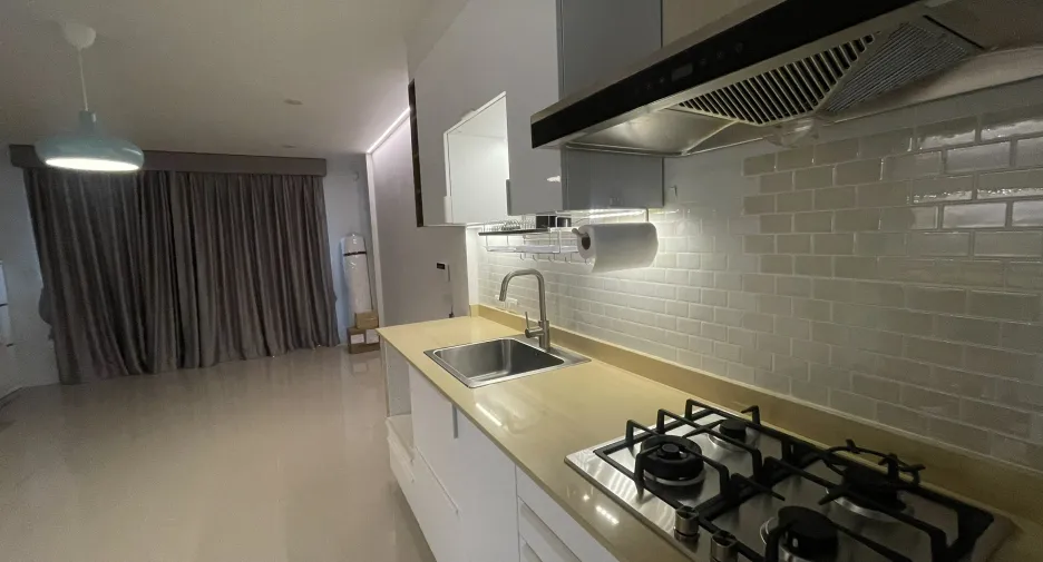 For sale 2 bedrooms townhouse in Bang Sao Thong, Samut Prakan