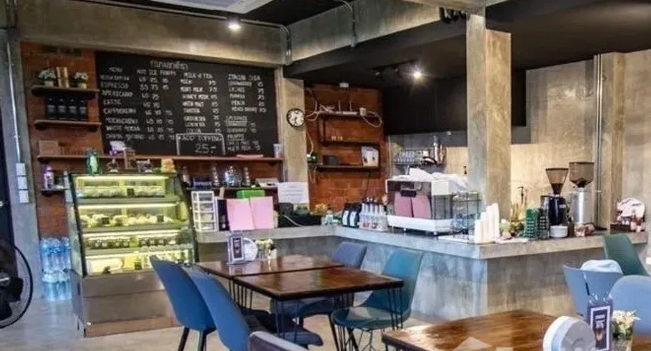 For sale and for rent 3 bedrooms retail Space in Mueang Chiang Mai, Chiang Mai