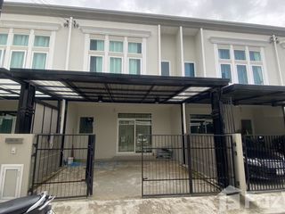 For sale and for rent 3 bedrooms townhouse in Phra Samut Chedi, Samut Prakan