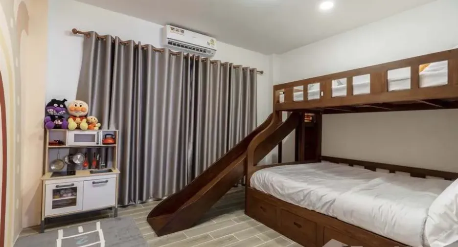 出租 4 卧室 独立屋 在 Saraphi, Chiang Mai
