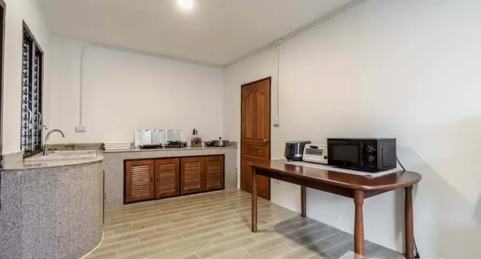 出租 4 卧室 独立屋 在 Saraphi, Chiang Mai