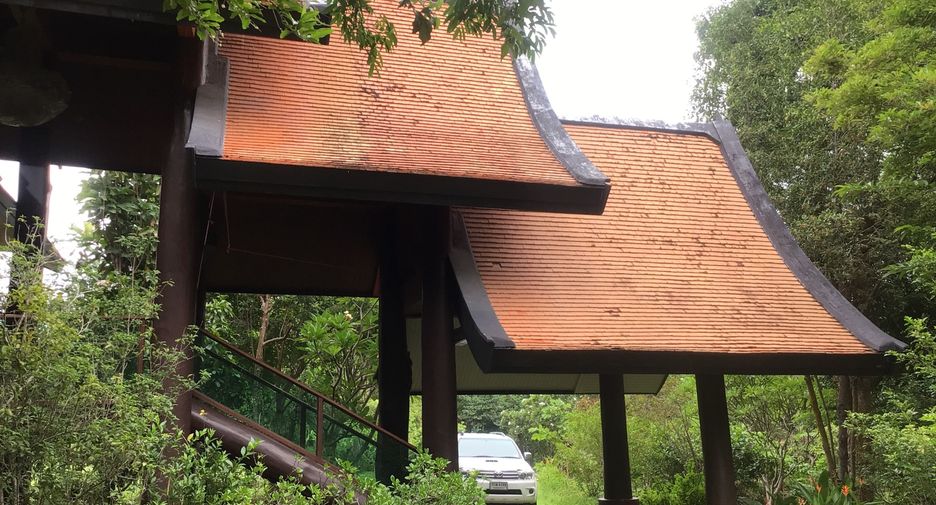 For sale 6 bedrooms house in Hang Dong, Chiang Mai