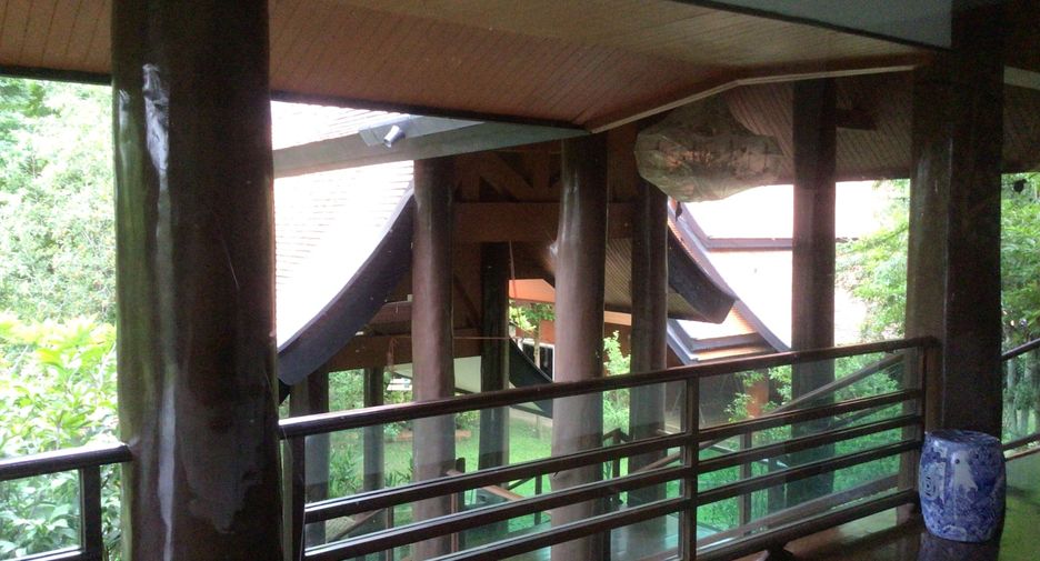 For sale 6 bedrooms house in Hang Dong, Chiang Mai