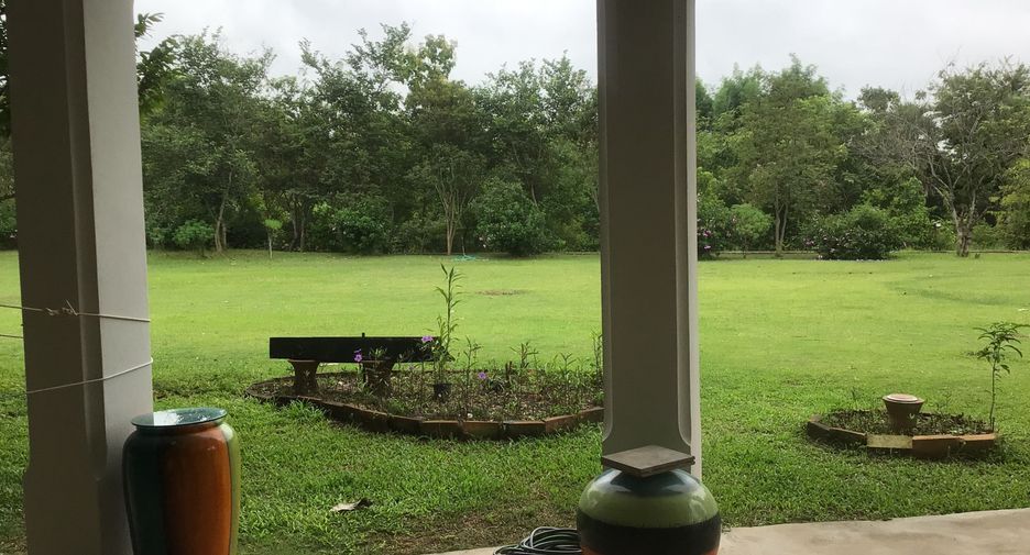 For sale 6 bedrooms house in Hang Dong, Chiang Mai