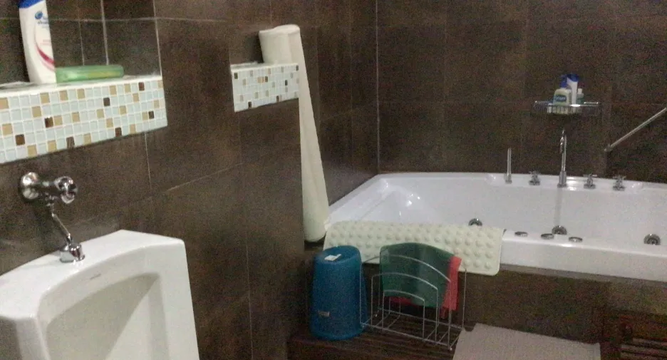 For sale 6 bedrooms house in Hang Dong, Chiang Mai