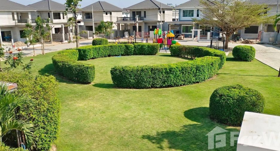 For rent 4 bedrooms house in San Sai, Chiang Mai