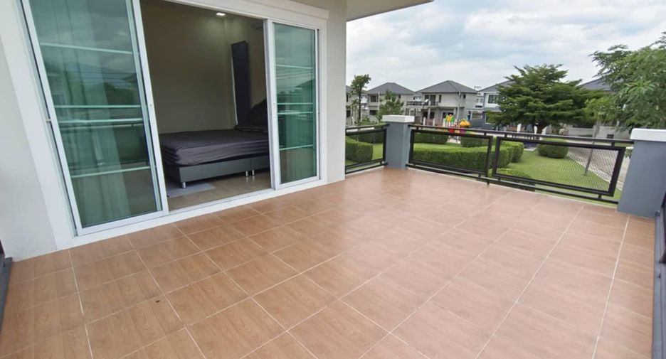 For rent 4 ベッドルーム house in San Sai, Chiang Mai