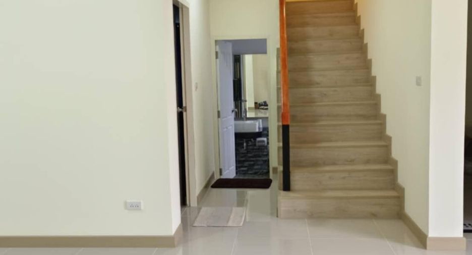 For rent 4 bedrooms house in San Sai, Chiang Mai
